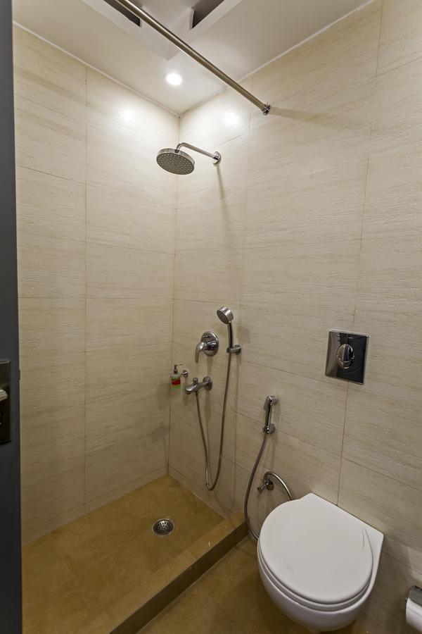 Oyo Townhouse 010 La Paradise นิวเดลี ภายนอก รูปภาพ